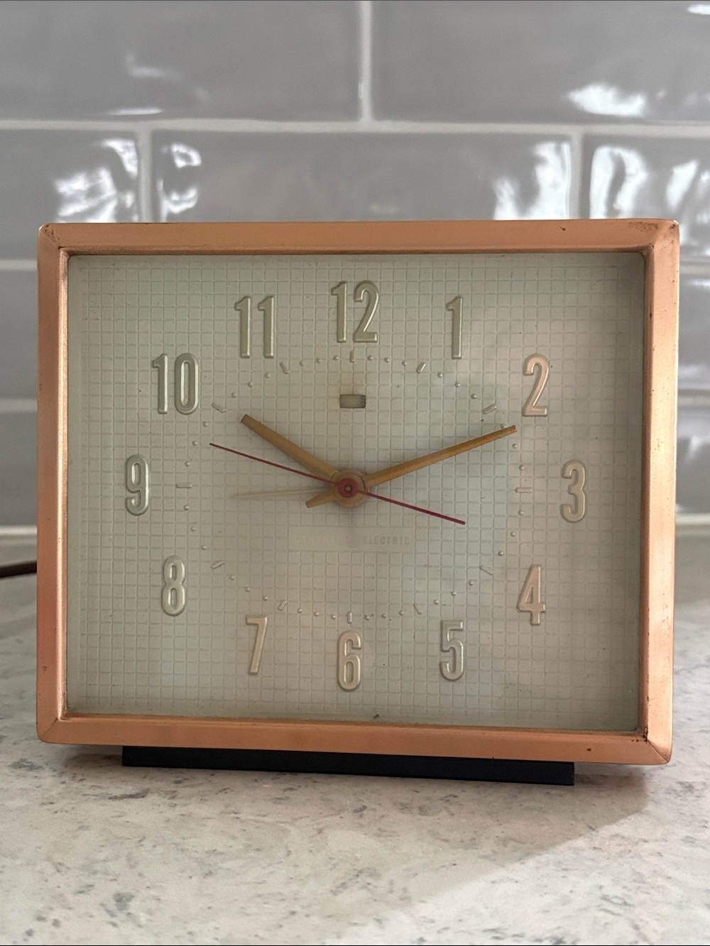 1950’s General Electric Alarm Clock Copper trim w/ Bakelite Back 7H204